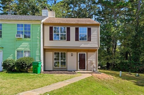 5651 Wells Cir, Stone Mountain, GA, 30087-5298 | Card Image