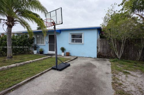 3522 Nw 193rd St, Miami Gardens, FL, 33056-2224 | Card Image