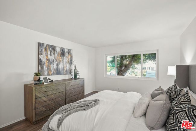 APT-114 - 1121 N Olive Dr, Condo with 1 bedrooms, 1 bathrooms and 1 parking in West Hollywood CA | Image 8