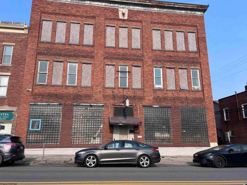 112 Davis Ave, Elkins, WV, 26241-3812 | Card Image