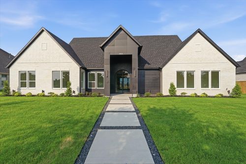 1014 Devonshire Dr N, Forney, TX, 75126-3810 | Card Image