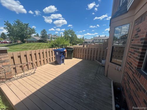 apt-80-2071 Vine Way Dr, Canton, MI, 48188-1860 | Card Image