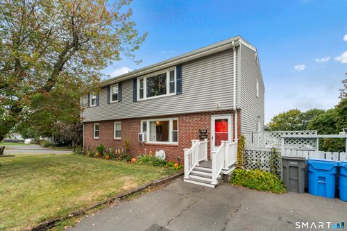 287 East Street, Bristol, CT, 06010 | Card Image