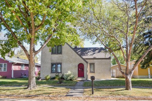 106 4th St Se, Barnesville, MN, 56514-3624 | Card Image