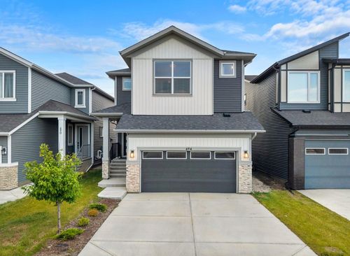 694 Creekmill Crt Sw, House with 6 bedrooms, 5 bathrooms and 4 parking in Airdrie AB | Card Image