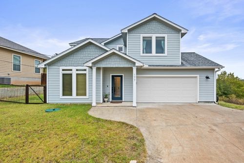177 Kipahulu Dr, Bastrop, TX, 78602-6401 | Card Image