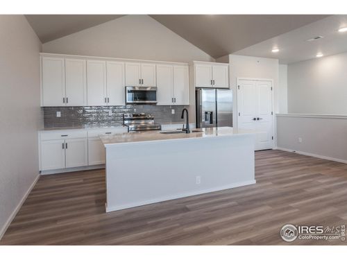 3-1811 Bounty Dr, Windsor, CO, 80550-3749 | Card Image