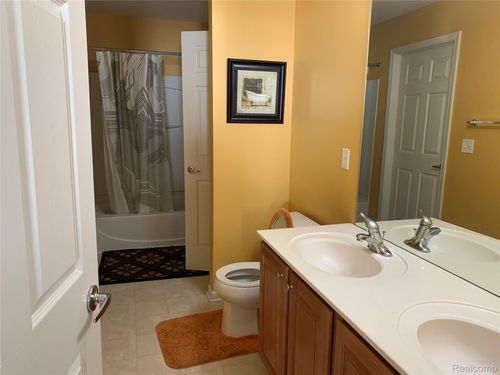 28113 Declaration Rd, Novi, MI, 48377-2546 | Card Image