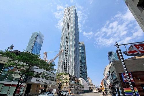 801-1 Yorkville Ave, Toronto, ON, M4W0B1 | Card Image