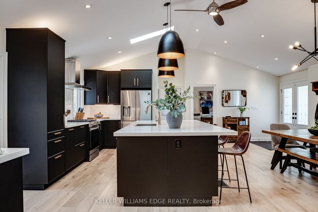 3322 Regional Rd 56, House other with 5 bedrooms, 3 bathrooms and 10 parking in Hamilton ON | Image 13
