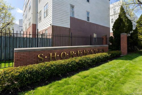 9233f-233 Sunset Blvd, Bronx, NY, 10473-2433 | Card Image