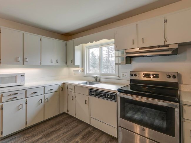 29760 Silverdale Avenue, House other with 2 bedrooms, 1 bathrooms and 5 parking in Mission BC | Image 12