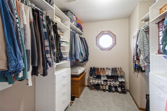 822 40 Th Ave, Home with 4 bedrooms, 4 bathrooms and null parking in Pleasantville IA | Image 31