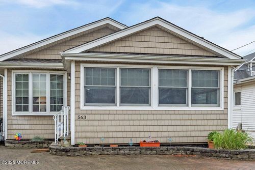 563 Trout Ave, Manasquan, NJ, 08736-3929 | Card Image