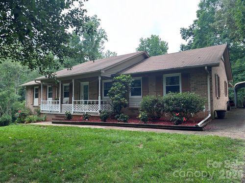 523 Boxwood St, Hudson, NC, 28638-2408 | Card Image