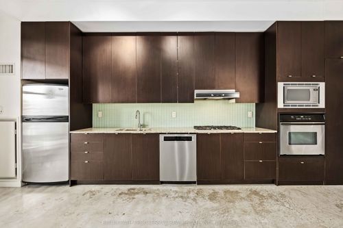 707-23 Brant St, Toronto, ON, M5V2L5 | Card Image