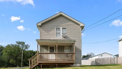 16 S Main St, Southview, PA, 15361-1211 | Card Image