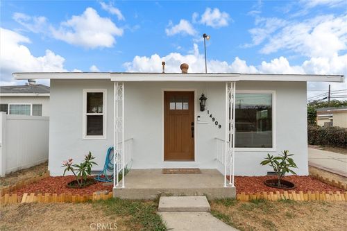 14909 Mansel Ave, Lawndale, CA, 90260 | Card Image