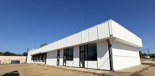 b-4323 N State Street, Jackson, MS, 39206 | Card Image