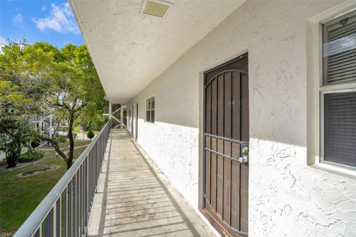304-3360 Spanish Moss Ter, Lauderhill, FL, 33319-5063 | Card Image
