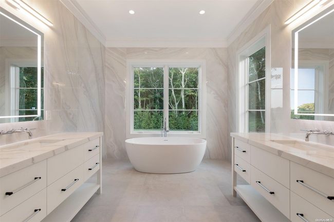 357 Edge Of Woods Rd, House other with 8 bedrooms, 11 bathrooms and null parking in Southampton NY | Image 15