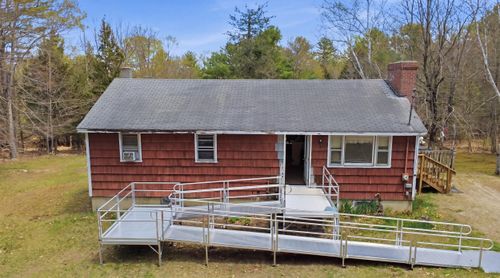 392 Elm Street, Mechanic Falls, ME, 04256 | Card Image