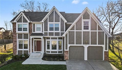 3317 N 110th St, Kansas City, KS, 66109-3464 | Card Image