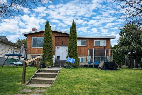 6710 St Charles Pl, Burnaby, BC, V5H3V9 | Card Image