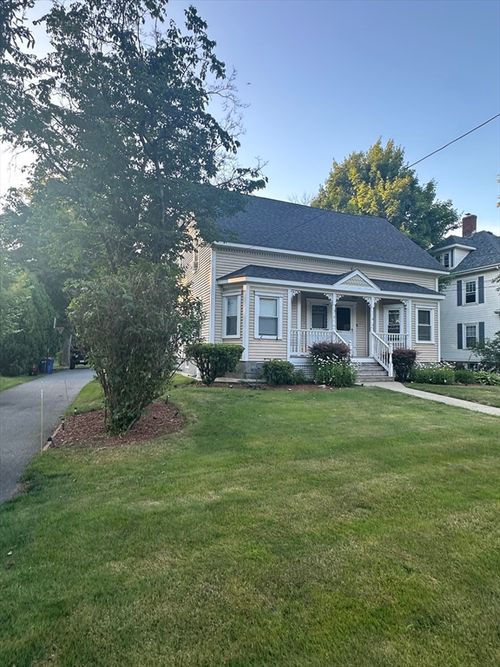 98 S Worcester St, Norton, MA, 02766-2101 | Card Image