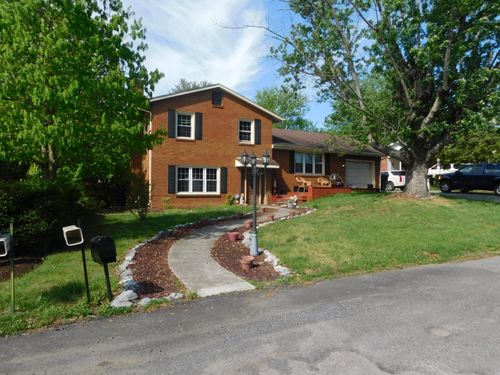 2732 Tully Dr, Roanoke, VA, 24019-3416 | Card Image