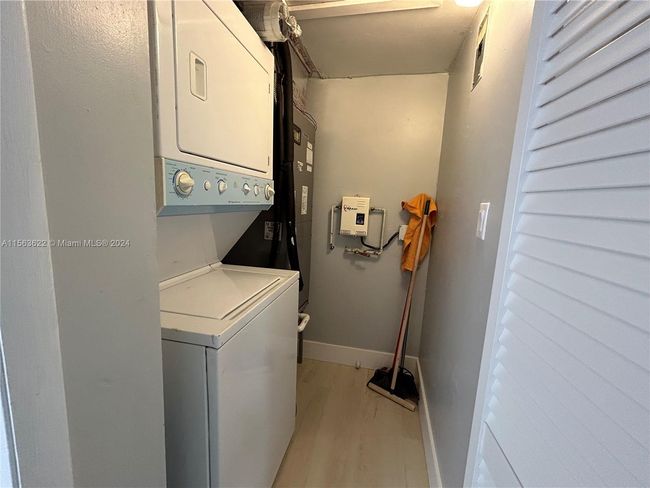 24 - 6375 W 27 Th Way, Condo with 2 bedrooms, 2 bathrooms and null parking in Hialeah FL | Image 13