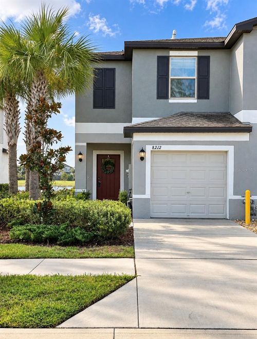 8212 Crescent Oaks Dr, NEW PORT RICHEY, FL, 34655-5543 | Card Image