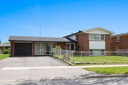 83 John Garland Blvd, Etobicoke, ON, M9V1N5 | Card Image