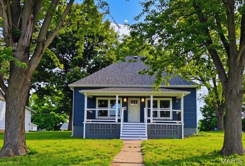 727 Moore St, Festus, MO, 63028-1339 | Card Image