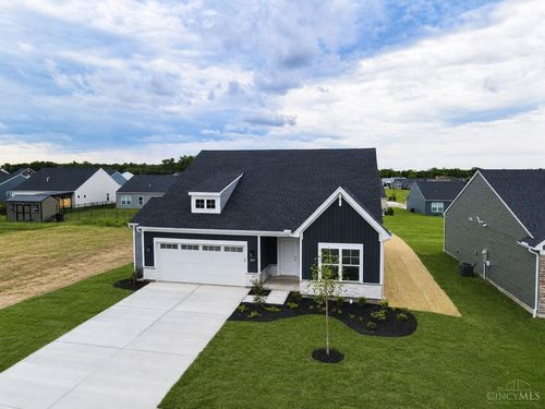 1243 Blue Spruce Ln, Wilmington, OH, 45177-3022 | Card Image
