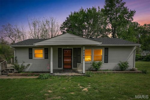 9268 Forest Dr, Pevely, MO, 63070-2716 | Card Image