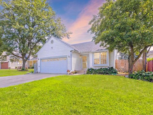 1824 Isle Royal Ln, Hanover Park, IL, 60133-6738 | Card Image