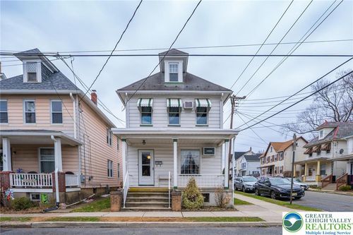 2 Wilson St, Phillipsburg, NJ, 08865-3216 | Card Image