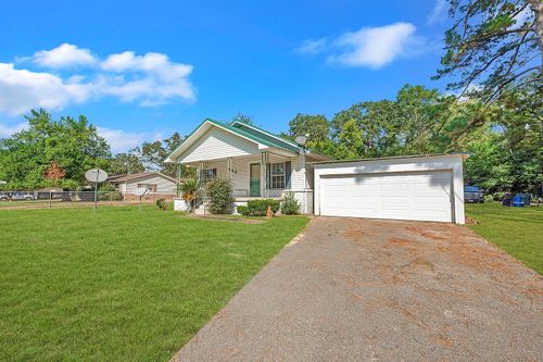 622 Wildwood Dr, Nacogdoches, TX, 75961-4745 | Card Image