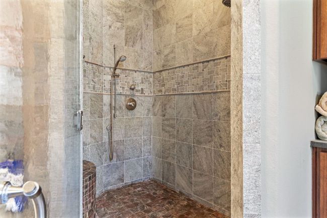 17807 Breakwater Dr, House other with 4 bedrooms, 6 bathrooms and 3 parking in Jonestown TX | Image 21