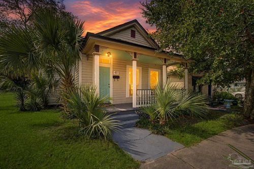 411 W Gadsden St, Pensacola, FL, 32501-3822 | Card Image