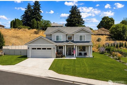 3113 Nw Delcon Ct, East Wenatchee, WA, 98802-8449 | Card Image