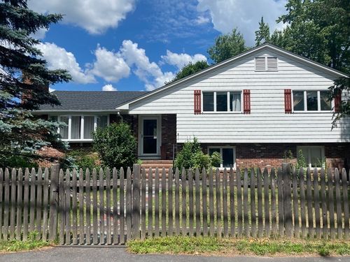 809 Central Ave, Needham, MA, 02492-2013 | Card Image