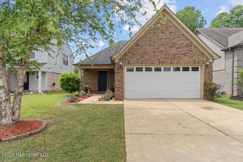 7325 Green Ash Drive, Olive Branch, MS, 38654 | Card Image