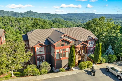 ra-2-180 Indian Paintbrush Dr, Banner Elk, NC, 28604-6598 | Card Image