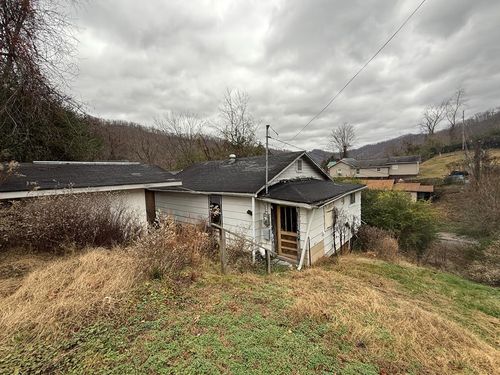 56 Cemetery Hill Rd, Henlawson, WV, 25624 | Card Image