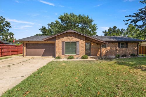 3209 N Calais St, Sherman, TX, 75090-1791 | Card Image