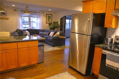 unit-706-70 Carroll Ave, Newport, RI, 02840-6445 | Card Image