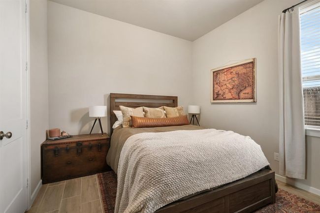 Spacious secondary bedroom. | Image 27