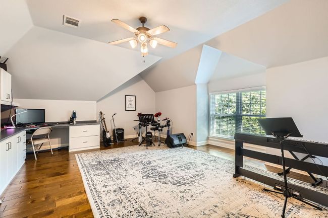 Second bonus room with built-in desks, could also be converted into a media room | Image 23
